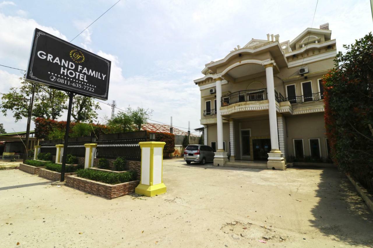 Hotel Grand Family Sungairampah Zewnętrze zdjęcie